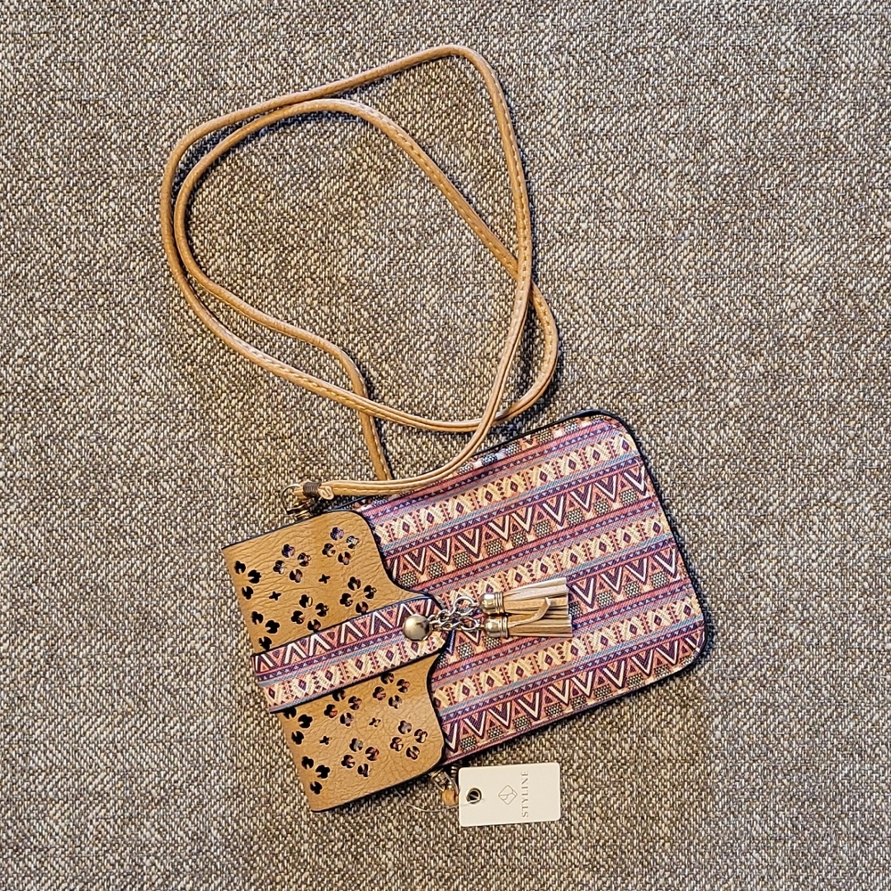 Cell phone crossbody  southwest print NWT
